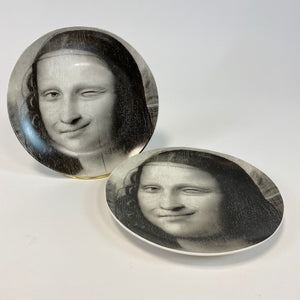 Black and White Mona Lisa Face Plate - Tongue